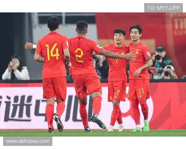 中国男足力克劲敌晋级世预赛关键战全队展现顽强斗志燃爆全场 中国男足力克劲敌晋级世预赛关键战全队展现顽强斗志燃爆全场