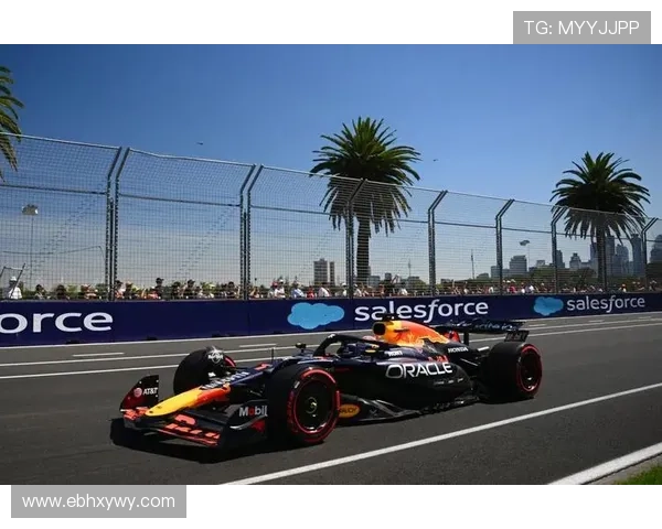 F1赛季变数不断 红牛和梅赛德斯展开激烈角逐 新秀车手表现引人注目 F1赛季变数不断 红牛和梅赛德斯展开激烈角逐 新秀车手表现引人注目