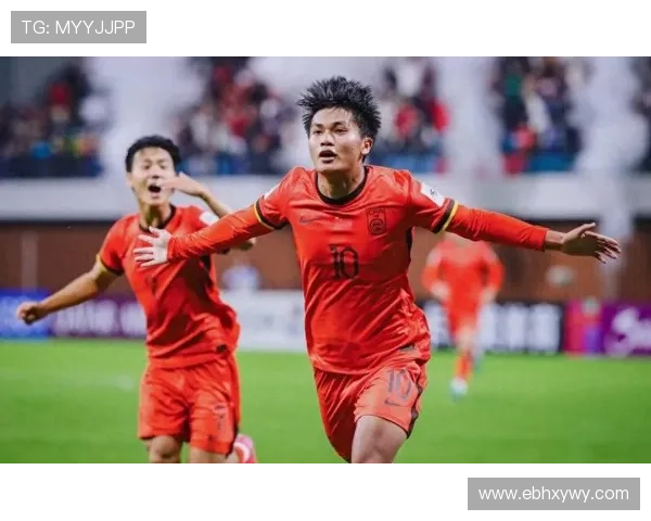 国足主场惊险逆转劲敌全场鏖战展现球队坚韧与技战术提升