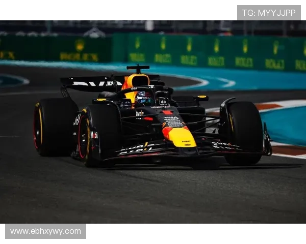 F1赛季大战升级 红牛队继续领跑 车手竞争白热化