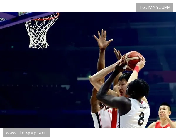 中国男篮逆转胜韩国 决胜局展现惊人韧性 迎来世界杯复赛首胜 中国男篮逆转胜韩国 决胜局展现惊人韧性 迎来世界杯复赛首胜