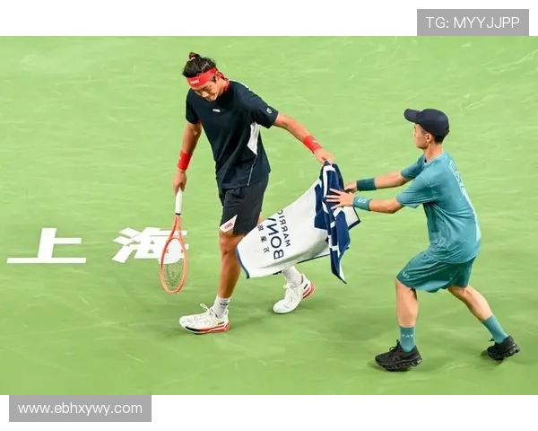 2025年网球巡回赛赛季开幕 众星云集期待新一轮精彩对决