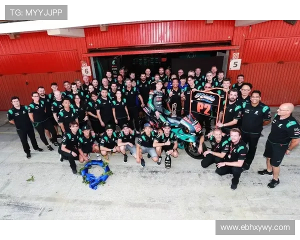 MotoGP赛季激战正酣顶级车手争冠格局迎来关键转折新动态分析